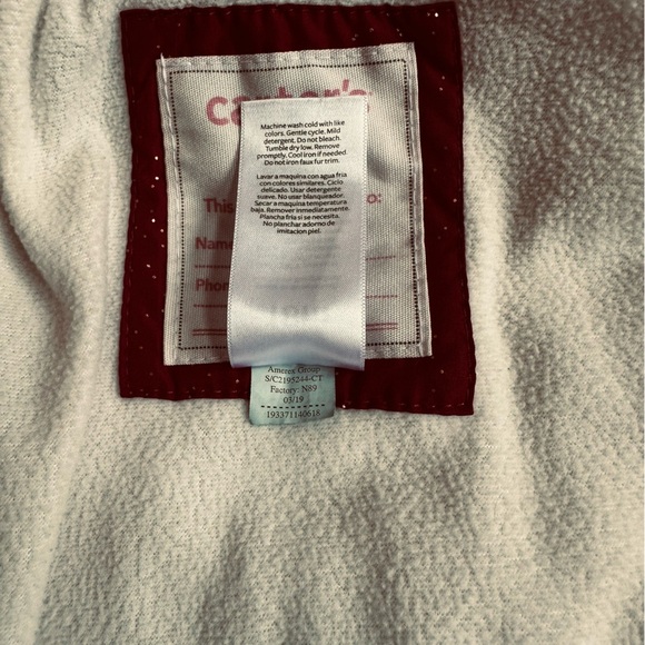 π3/$20π Carter's Red Puffer Jacket with Faux Fur Hood - Picture 5 of 10